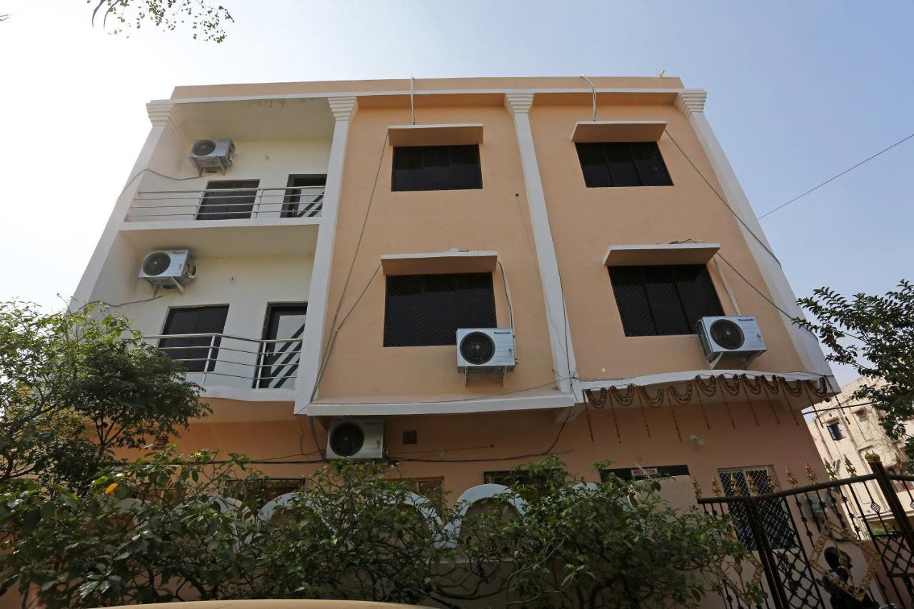 Oyo 24317 Aditya Guest House 3 Bhubaneswar Exterior photo