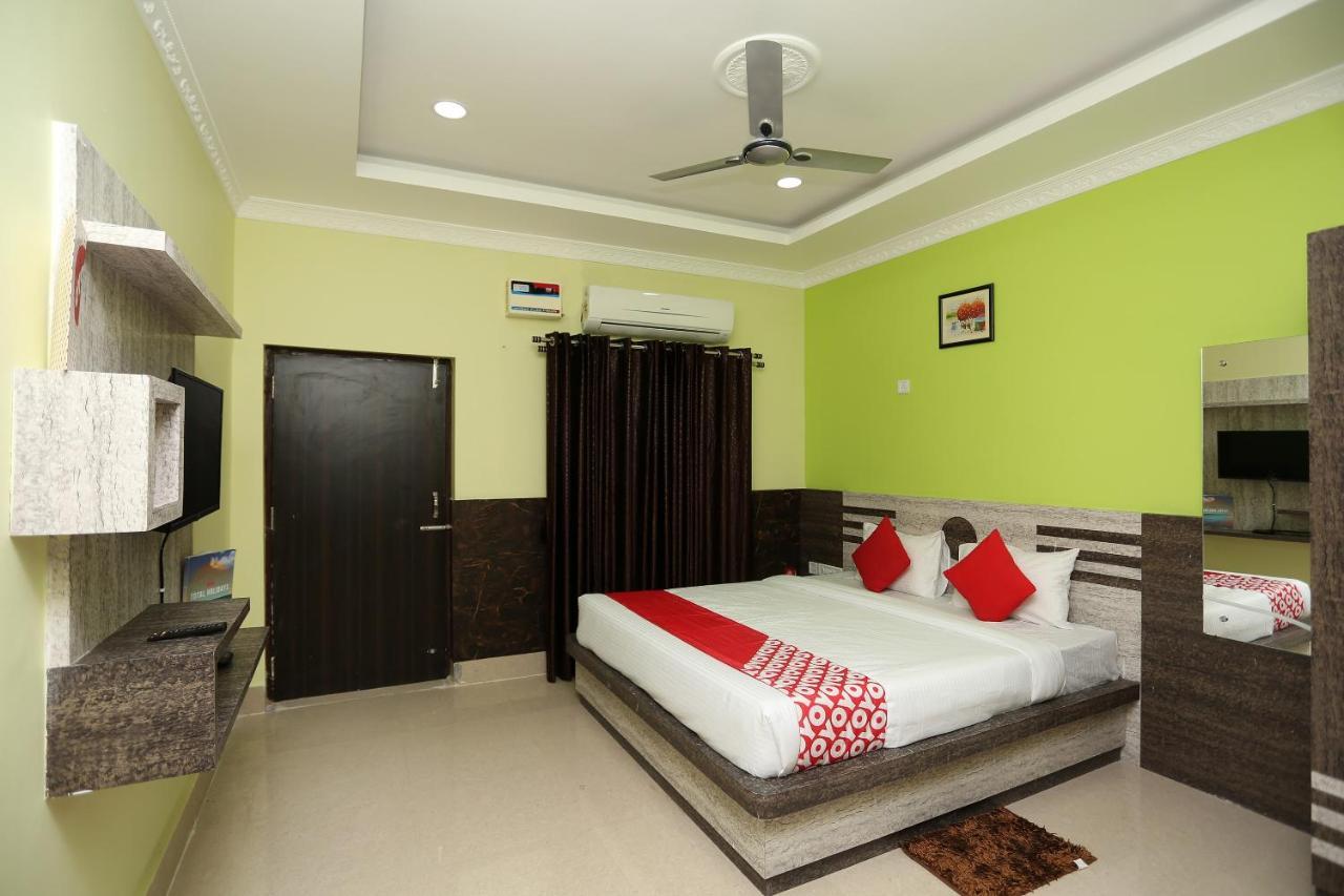 Oyo 24317 Aditya Guest House 3 Bhubaneswar Exterior photo
