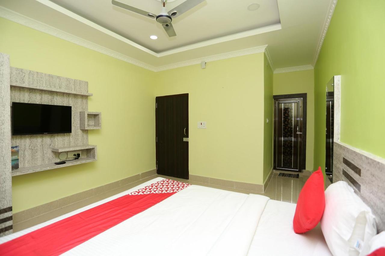 Oyo 24317 Aditya Guest House 3 Bhubaneswar Exterior photo
